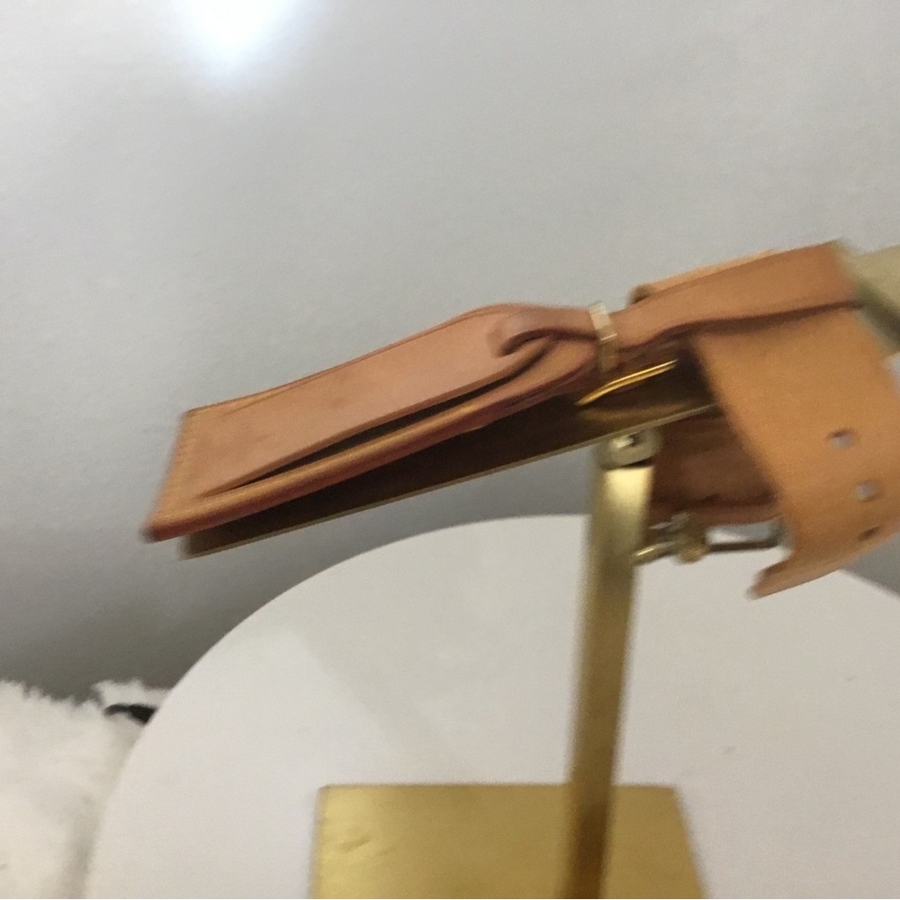 Louis Vuitton Tan Leather Luggage Tag with Gold Stitching Accent - Picture 2 of 9